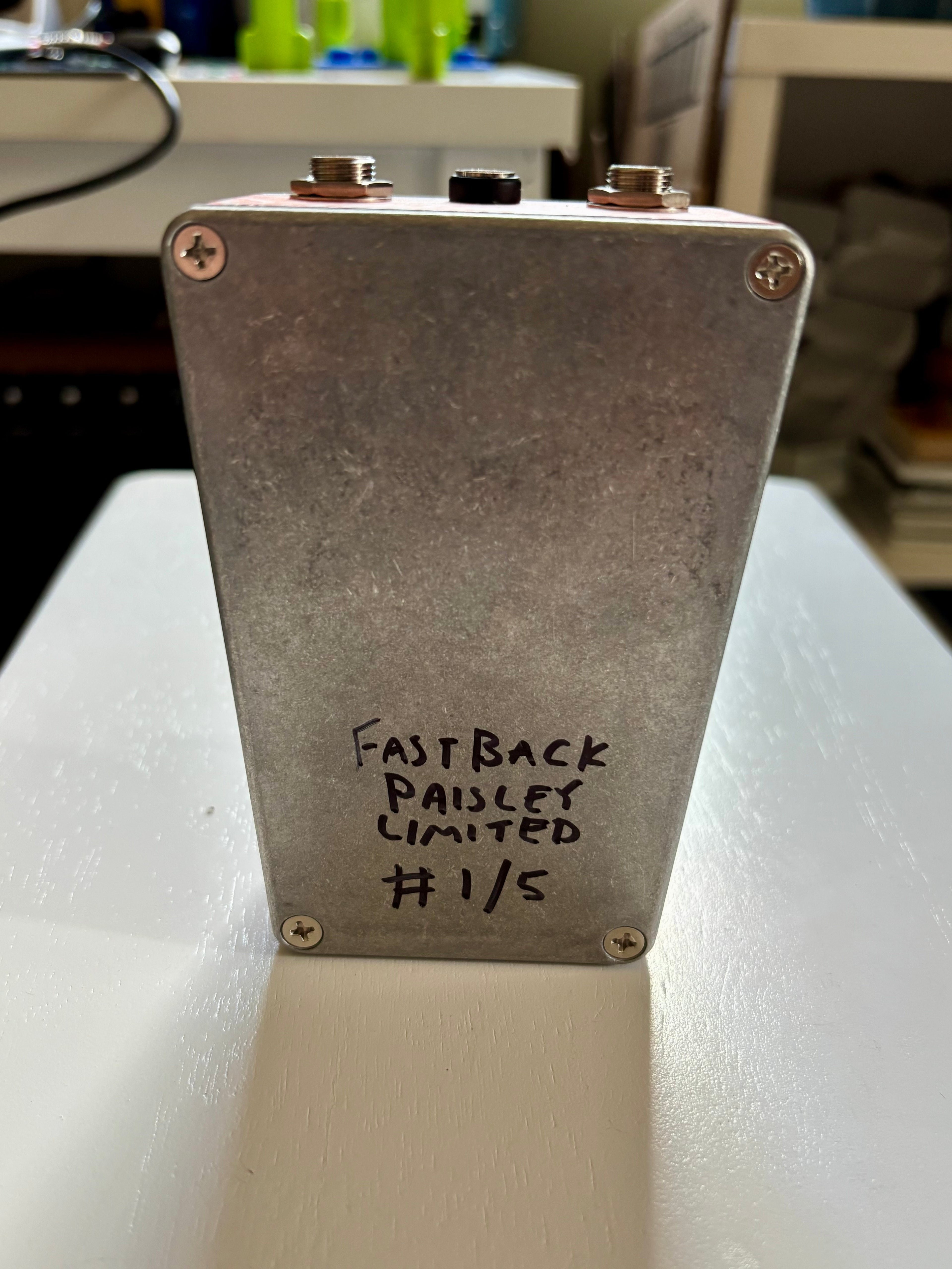 Fastback Paisley Limited 1/5