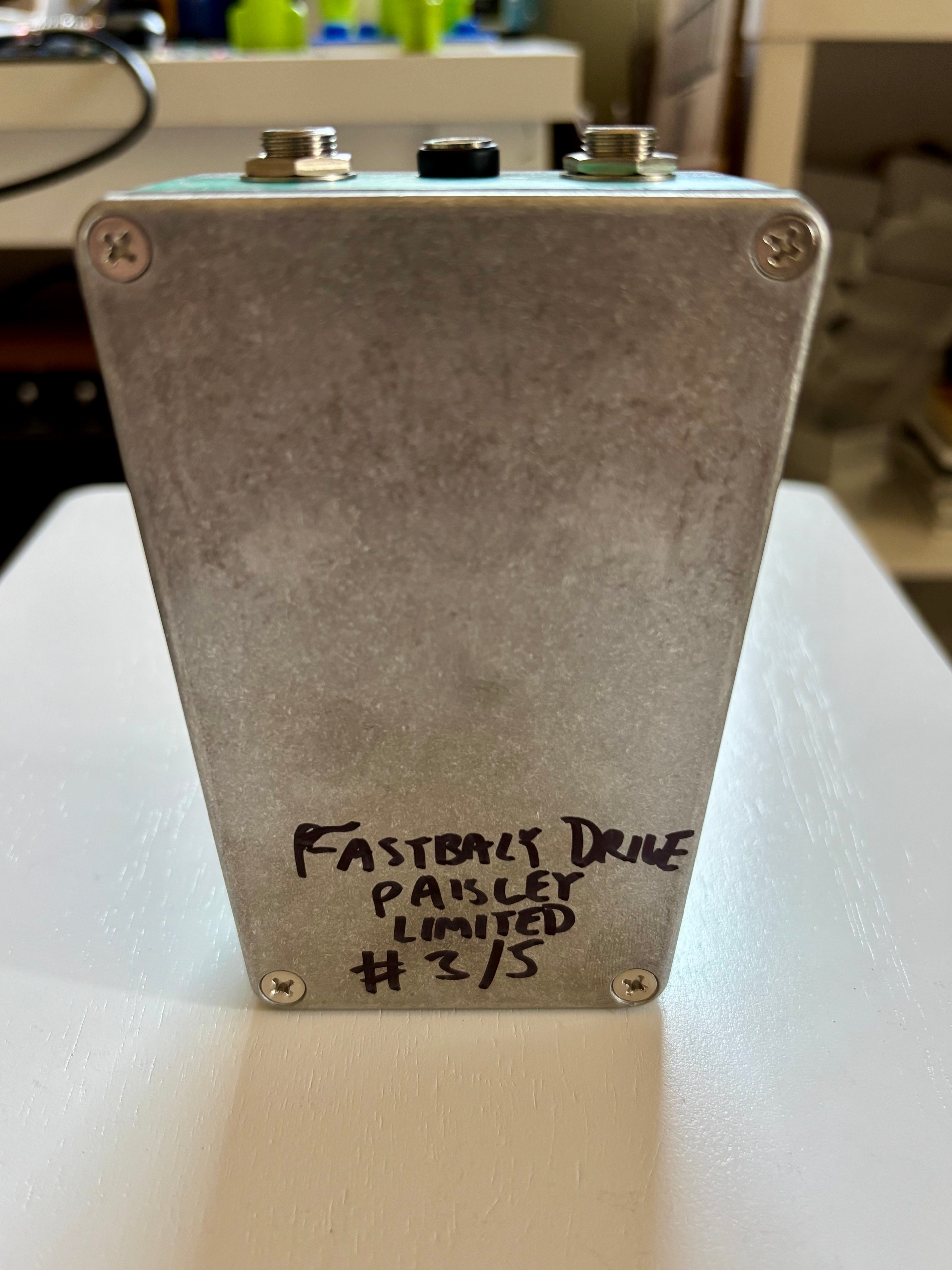 Fastback Paisley Limited 3/5